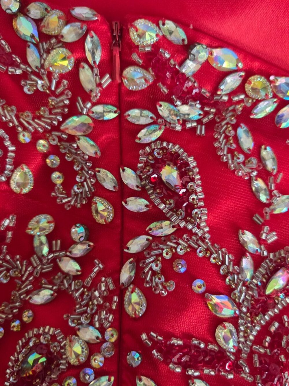 Renaissance Collection Red Formal Gown Sequins bodice. sz 13/14 - Picture 3 of 6